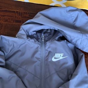 Toddler boys rain coat in a 2t.